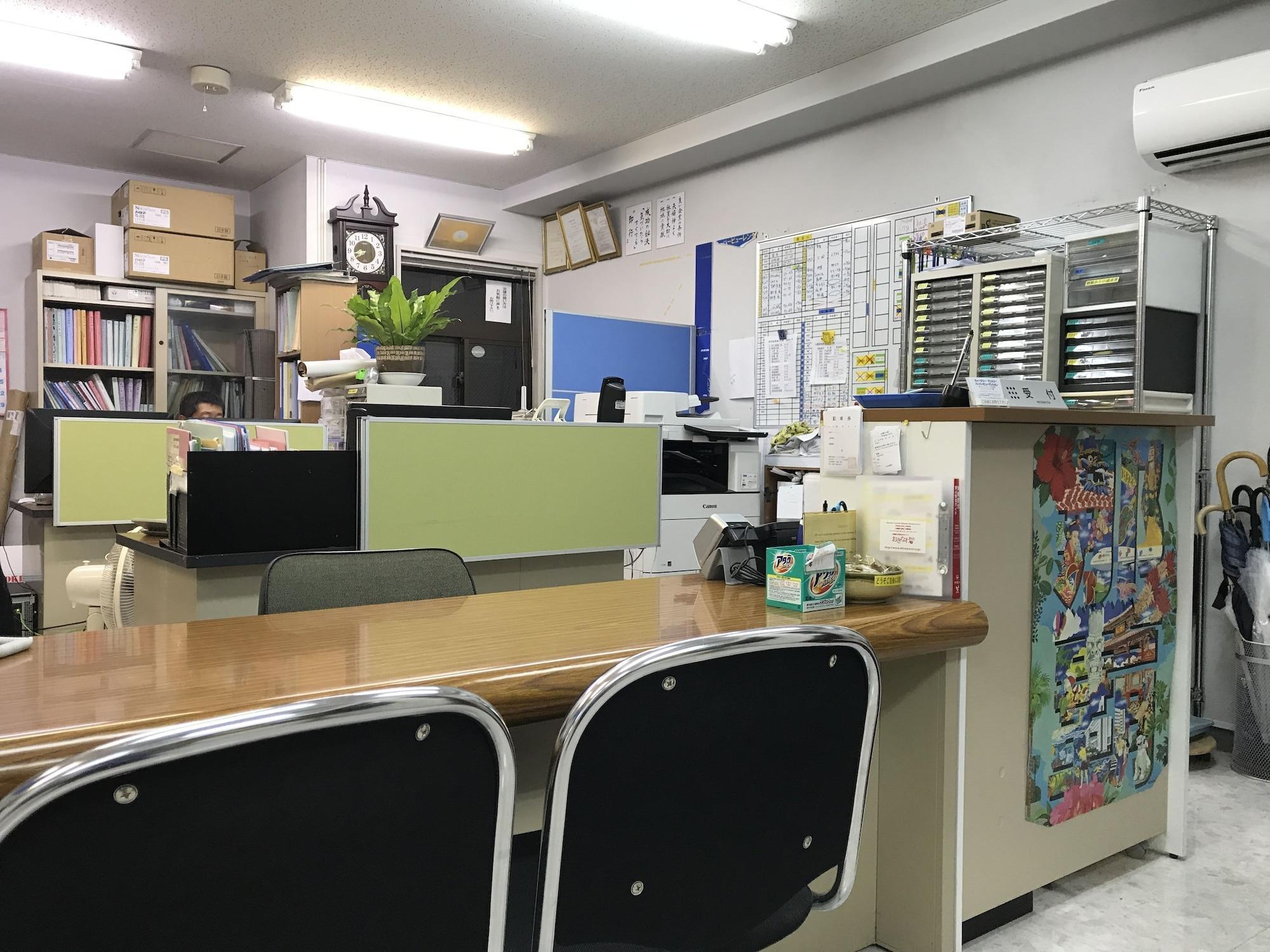 Appartamento Weekly Harbourview Mansion Main Building Naha Esterno foto