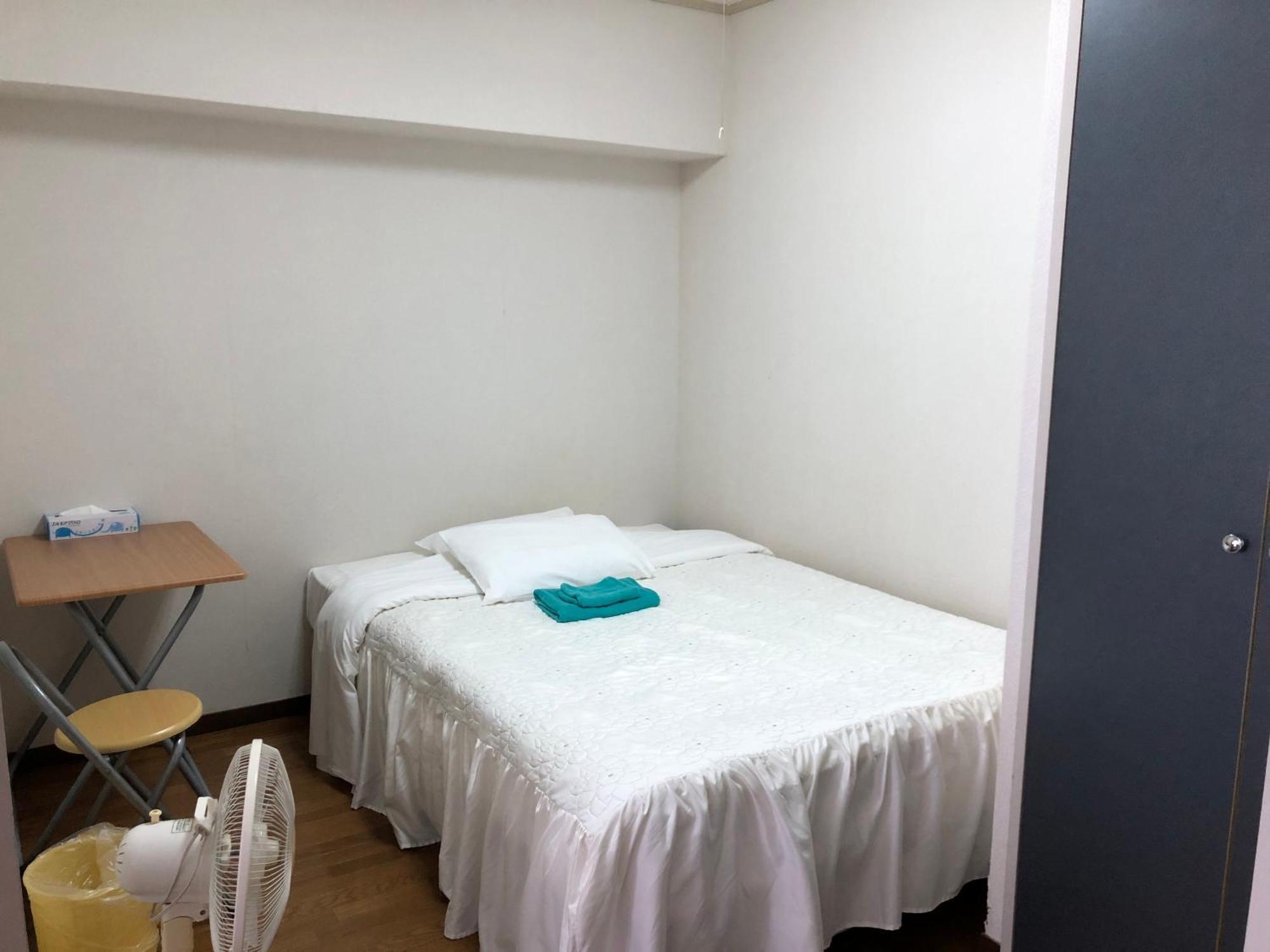 Appartamento Weekly Harbourview Mansion Main Building Naha Esterno foto