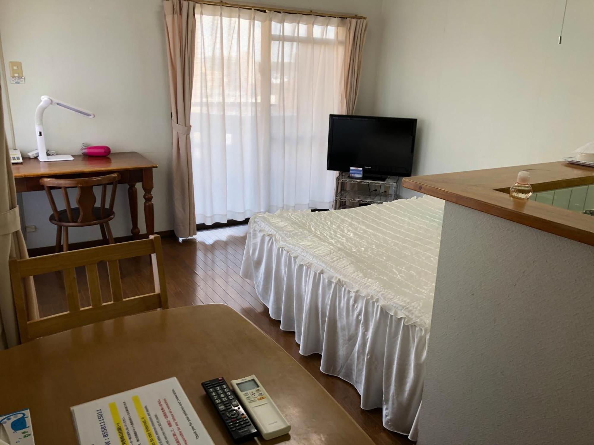 Appartamento Weekly Harbourview Mansion Main Building Naha Esterno foto