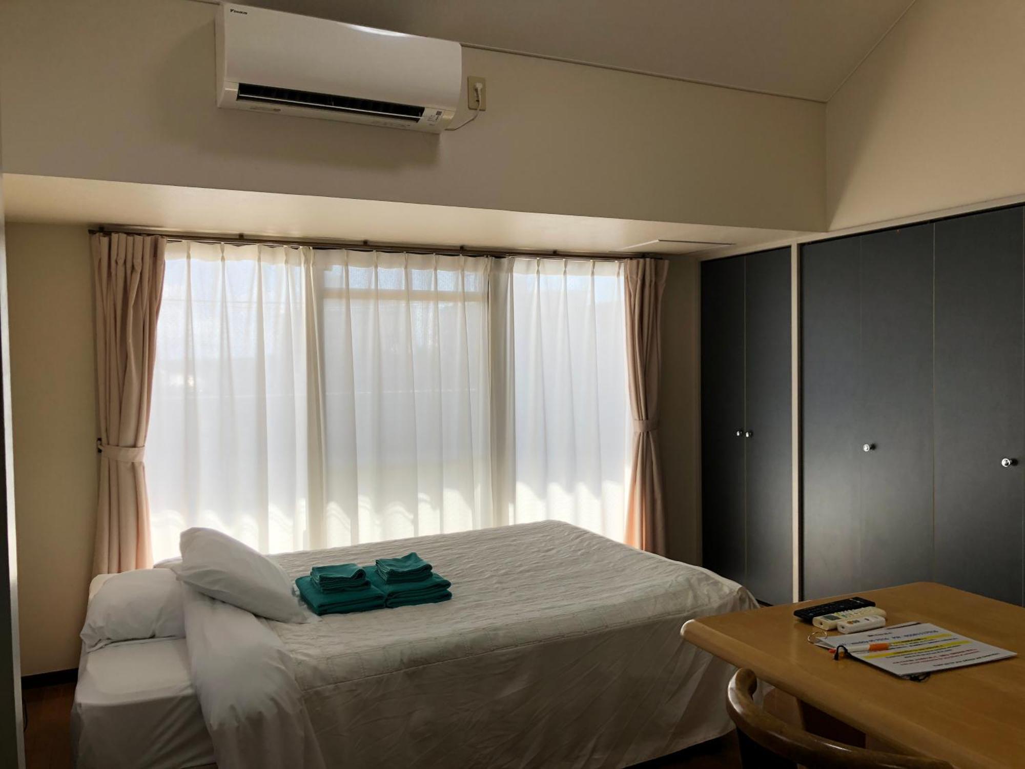 Appartamento Weekly Harbourview Mansion Main Building Naha Esterno foto