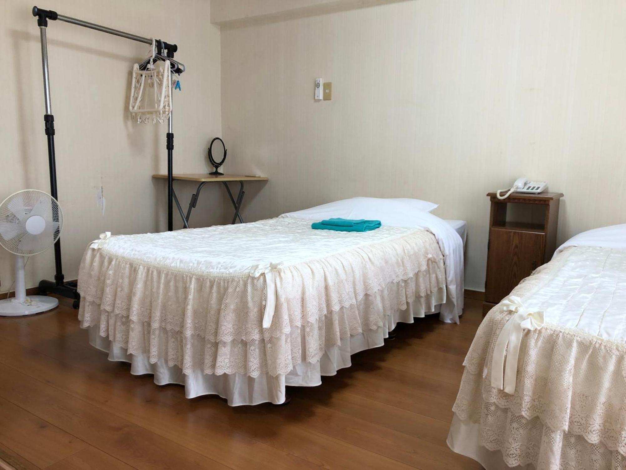 Appartamento Weekly Harbourview Mansion Main Building Naha Esterno foto